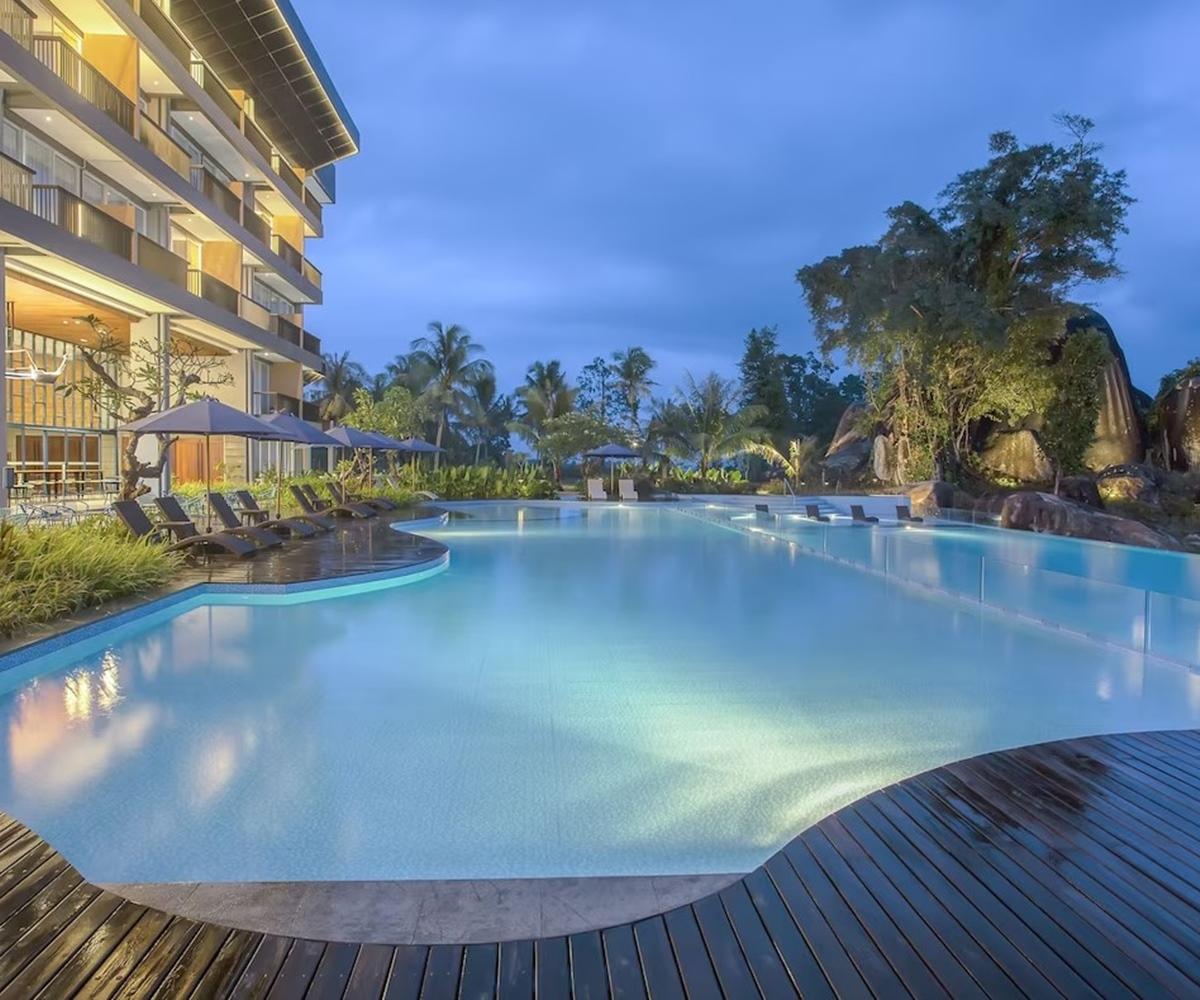 Swiss-Belcourt Lombok Otel Praya Dış mekan fotoğraf