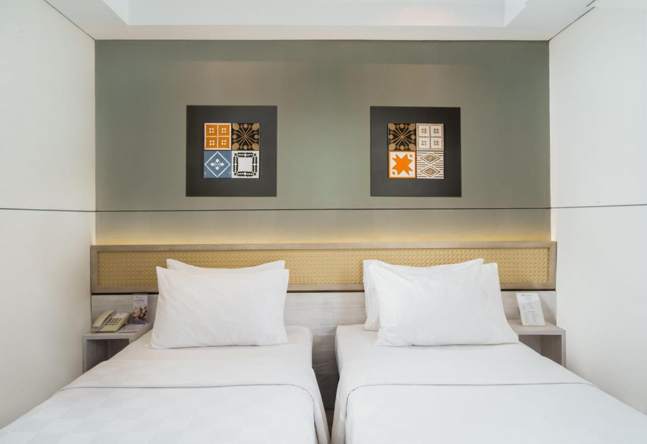 Swiss-Belcourt Lombok Otel Praya Dış mekan fotoğraf