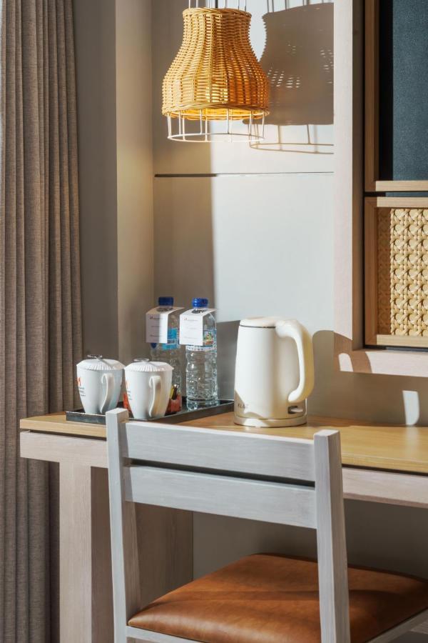 Swiss-Belcourt Lombok Otel Praya Dış mekan fotoğraf