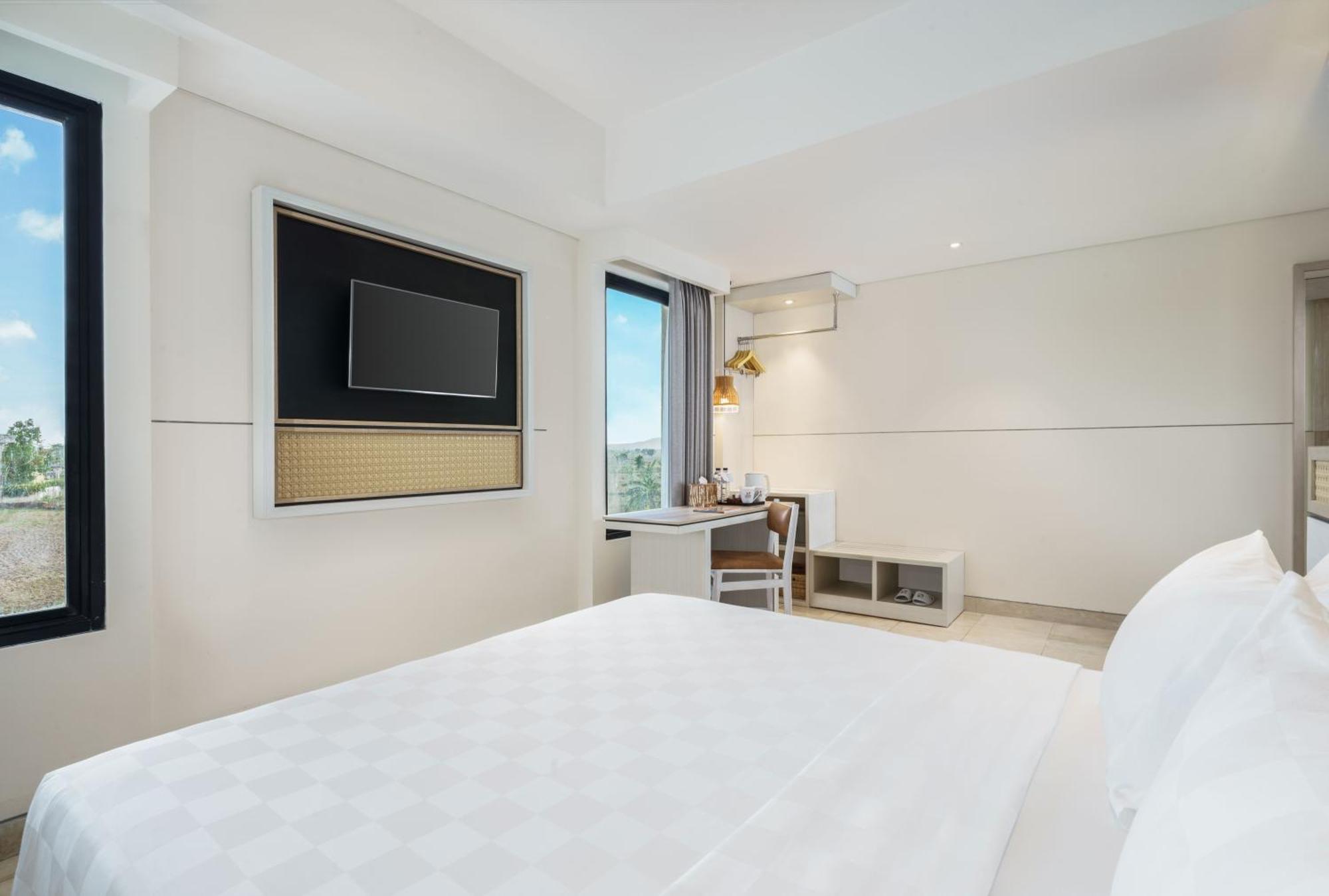 Swiss-Belcourt Lombok Otel Praya Dış mekan fotoğraf