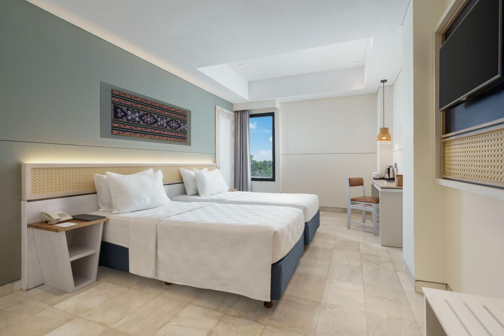 Swiss-Belcourt Lombok Otel Praya Dış mekan fotoğraf